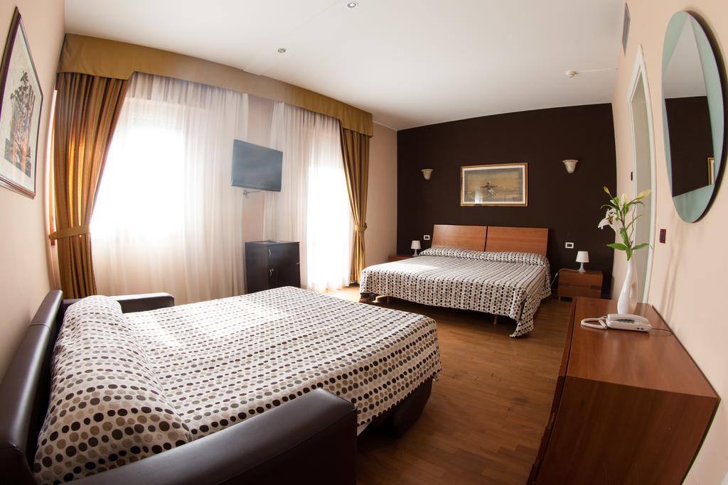 Hotel Master Albignasego Chambre photo